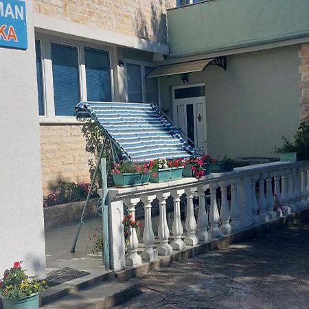 Apartman Sibenka ชิเบนิก ภายนอก รูปภาพ